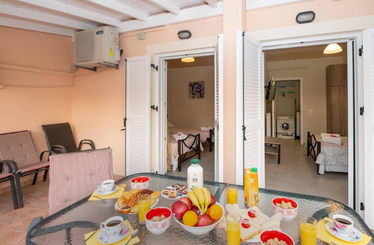 Lollas Acharavi Corfu Hébergement de vacances *