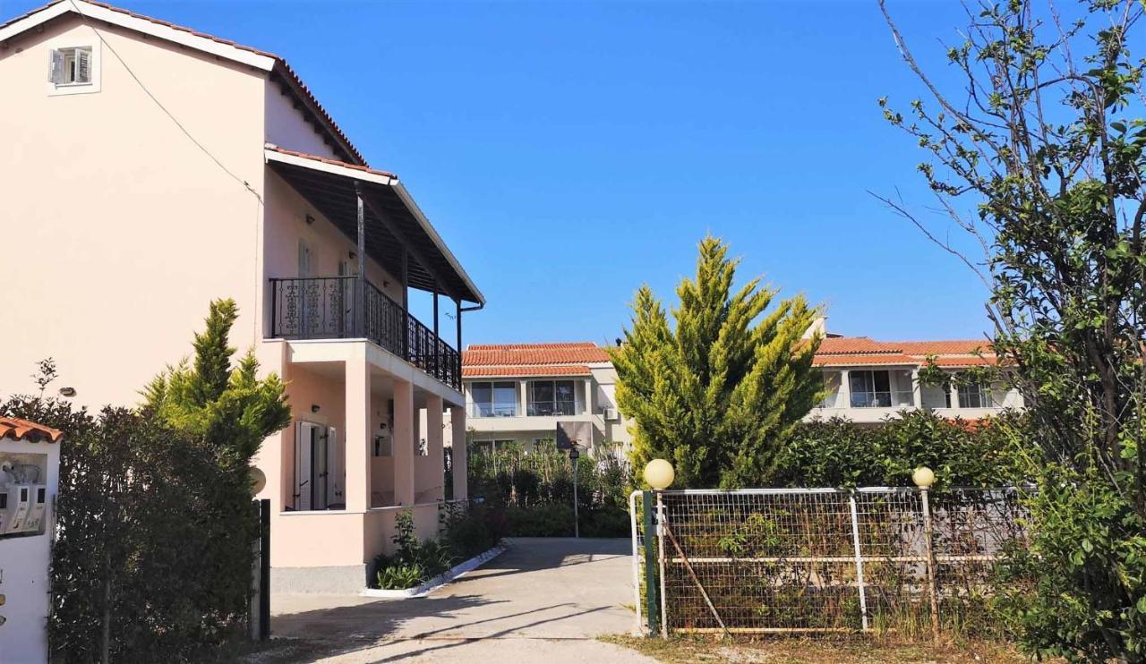 Hébergement de vacances Lollas Acharavi Corfu *